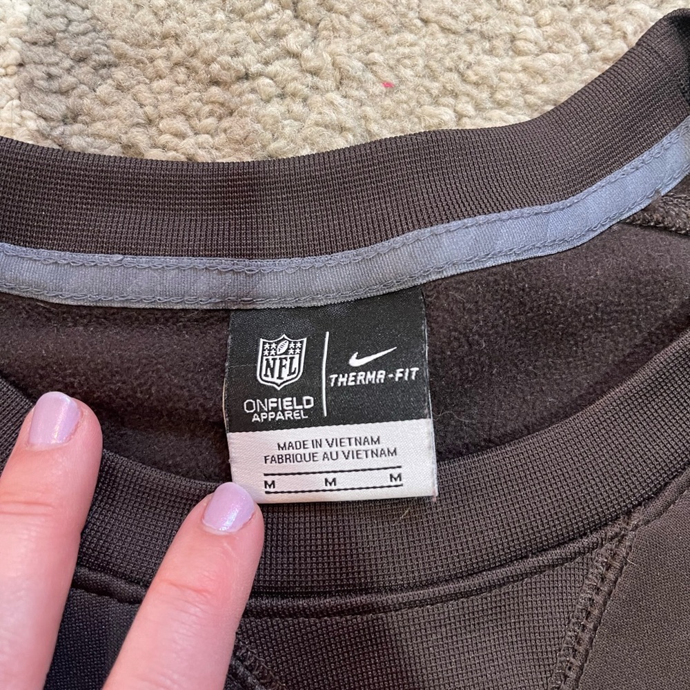 Nike NFL Cleveland Browns Therma-FIT Crewneck Sweatshirt - Picture 2 of 2
